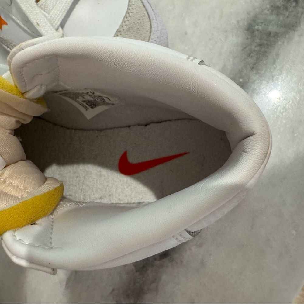 CUSTOM Nike White Green Blazer 77 Mid University of Miami Hurricanes size 6.5 - Picture 2 of 8
